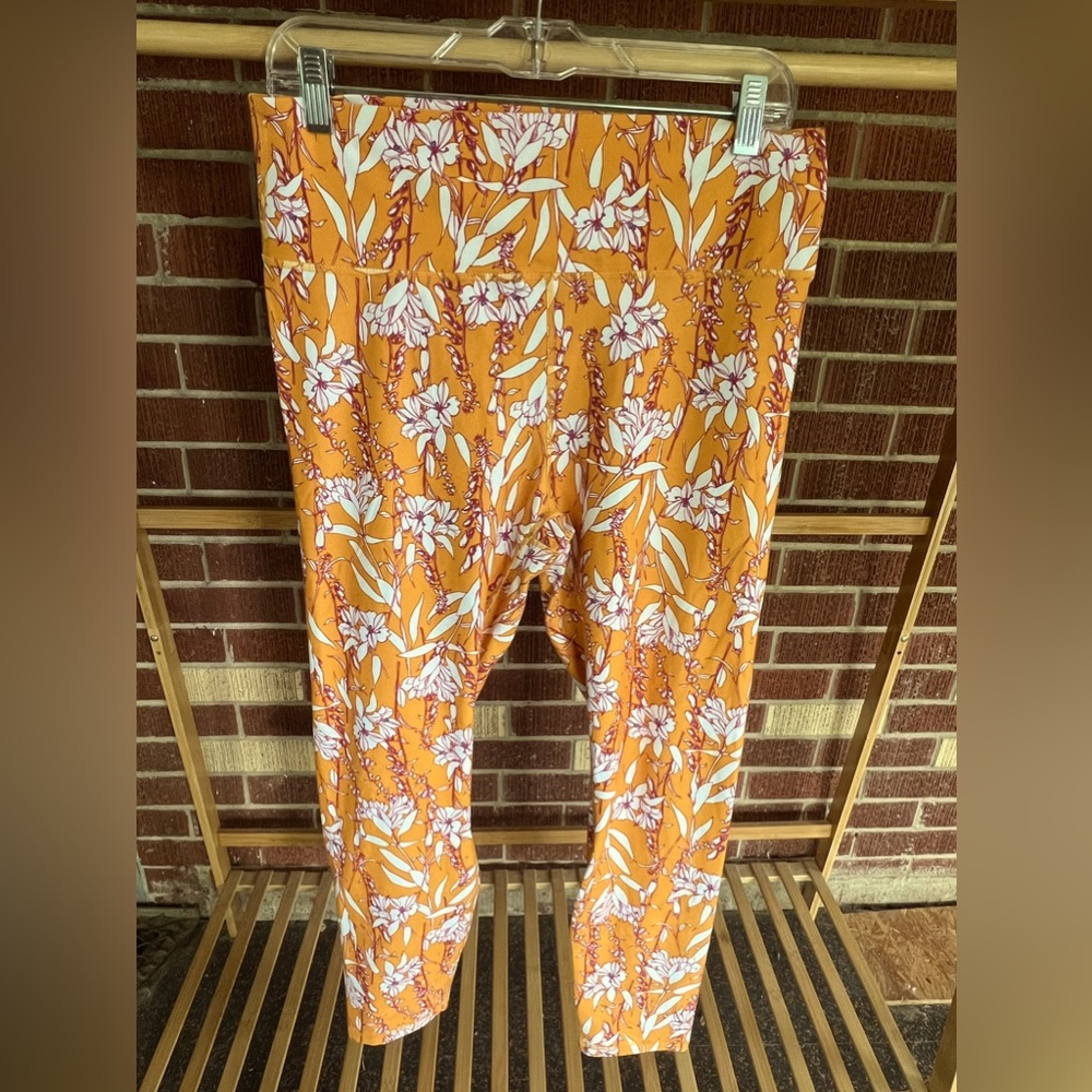 Golden yellow floral leggings